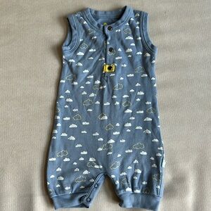 Finn + Emma Organic‎ Cotton Sleeveless Baby Jumpsuit / Romper -Cloudy Sky 9-12 m